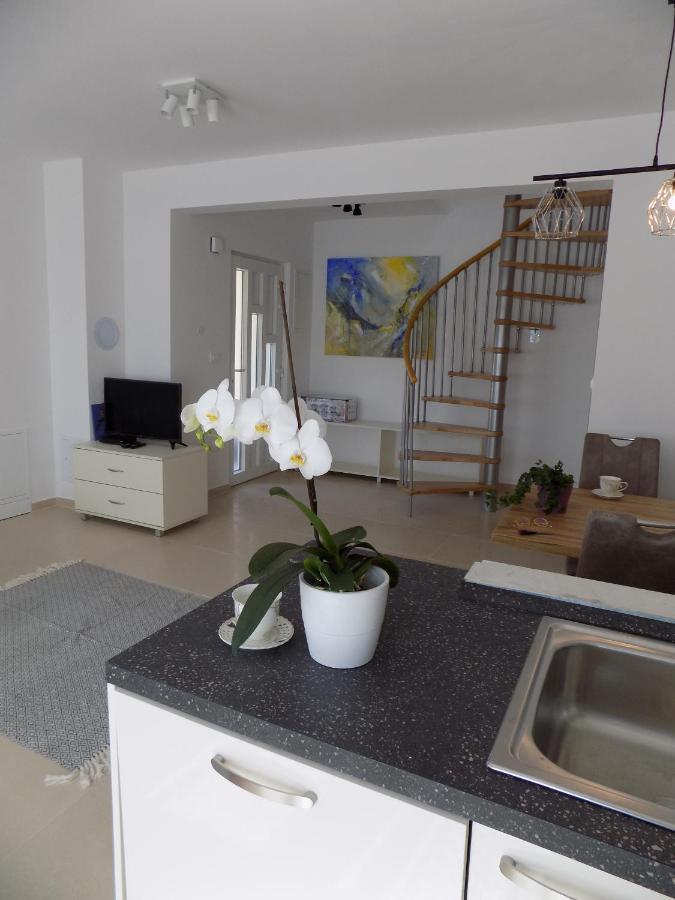 Vila Twins Rosini Exteriér fotografie