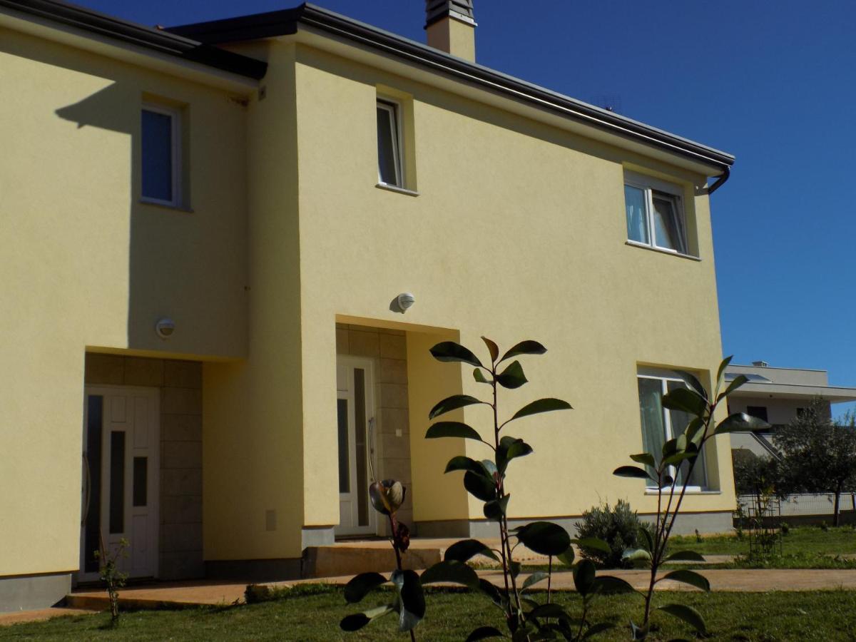 Vila Twins Rosini Exteriér fotografie